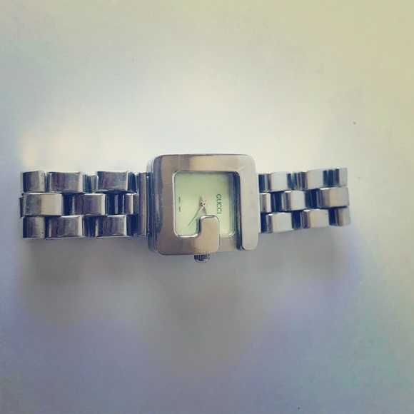 Gucci watch - Picture 1 of 8